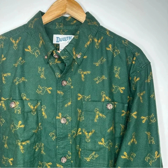 Duluth NEW! Green Moose Print Relaxed Fit Flannel Shirt Size Large - Picture 1 of 11